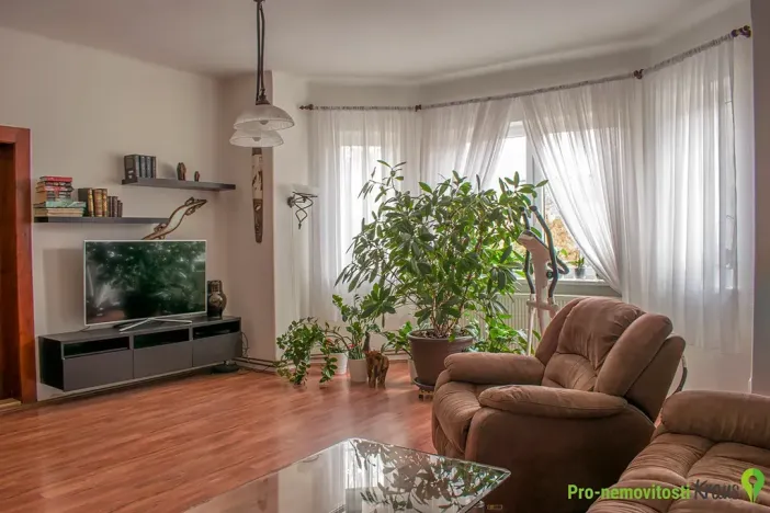 Prodej rodinného domu, Mirošov, Školní, 180 m2