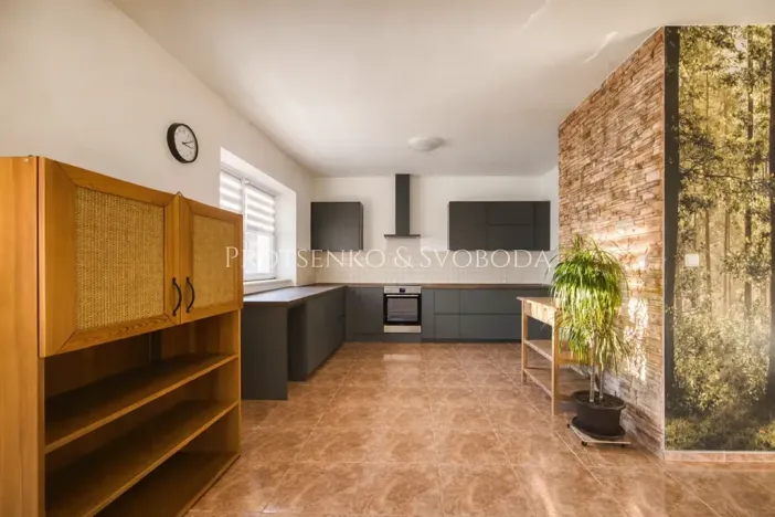 Prodej rodinného domu, Přerov nad Labem, 283 m2