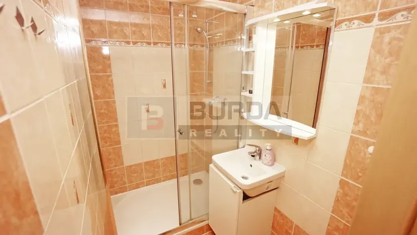 Pronájem bytu 2+kk, Neratovice, 43 m2