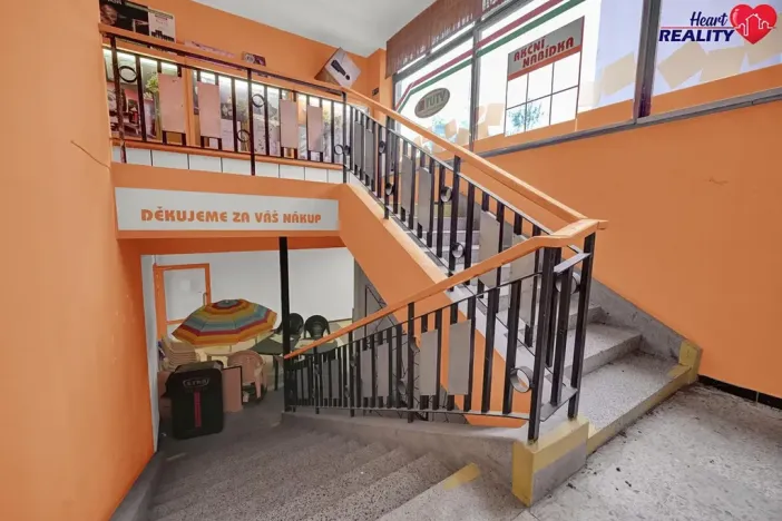 Prodej obchodního prostoru, Vítkov, Komenského, 1480 m2