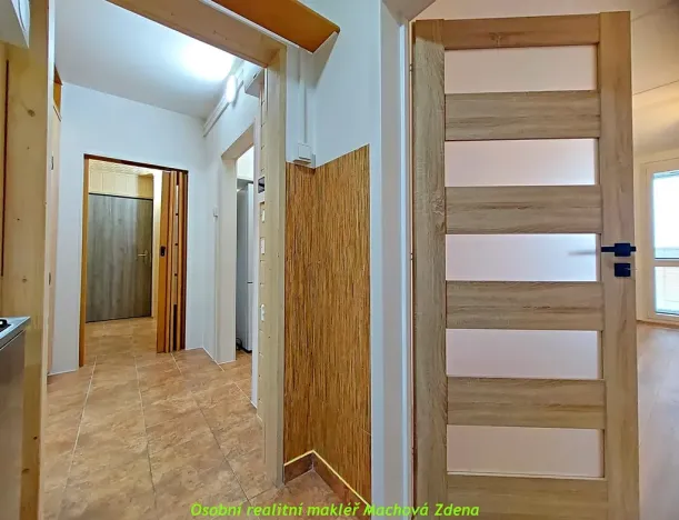 Pronájem bytu 2+kk, Praha - Háje, Brechtova, 51 m2