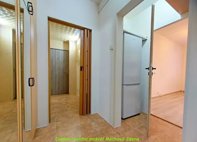 Pronájem bytu 2+kk, Praha - Háje, Brechtova, 51 m2