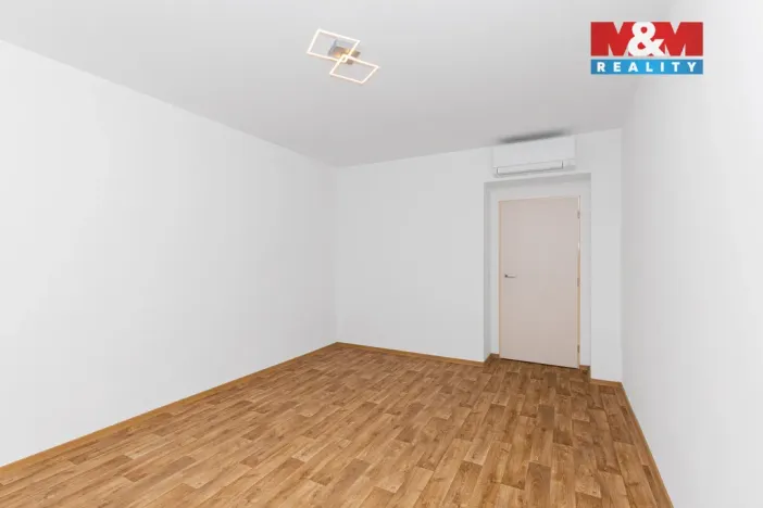 Pronájem bytu 3+kk, Pardubice - Zelené Předměstí, S. K. Neumanna, 62 m2