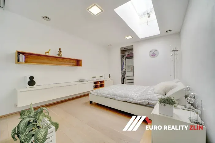 Prodej rodinného domu, Zlín, Pionýrů, 243 m2