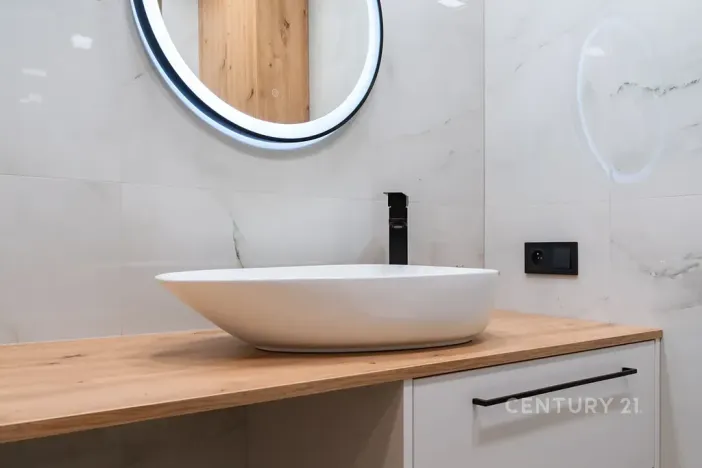 Pronájem bytu 2+1, Kadaň, Na Podlesí, 55 m2