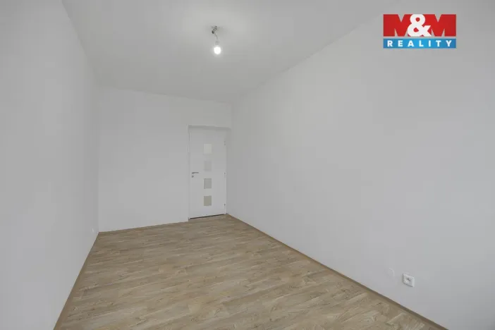 Pronájem bytu 3+1, Hradec Králové - Třebeš, Pod Strání, 77 m2