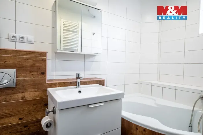 Prodej bytu 3+1, Písek - Budějovické Předměstí, Baarova, 84 m2