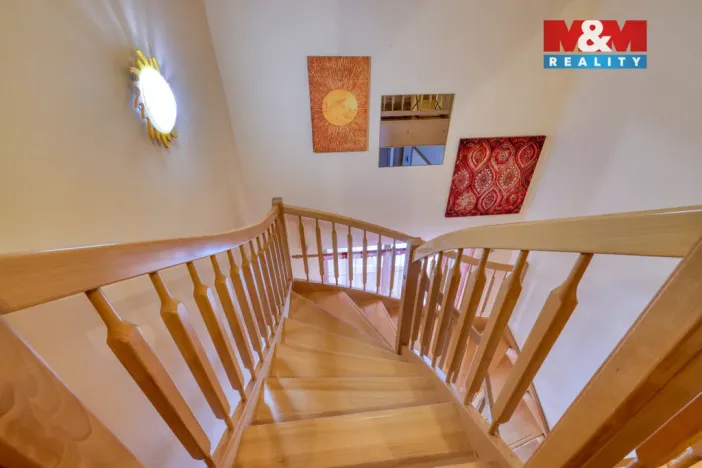 Prodej rodinného domu, Kvíčovice, 249 m2