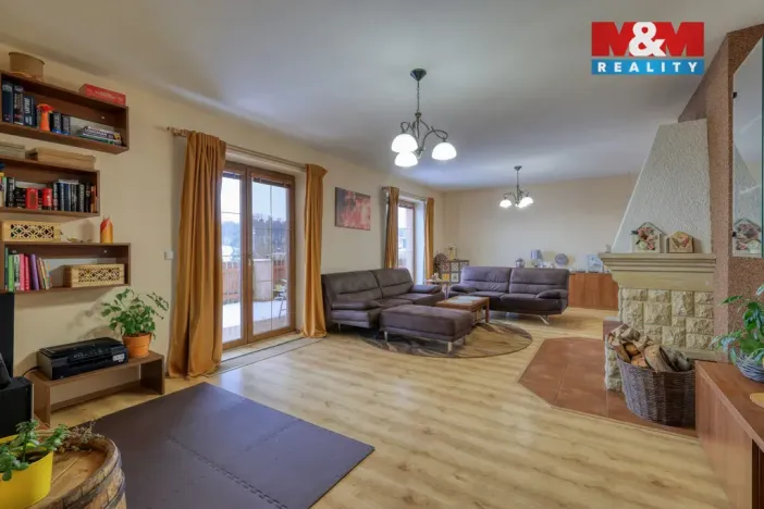 Prodej rodinného domu, Kvíčovice, 249 m2