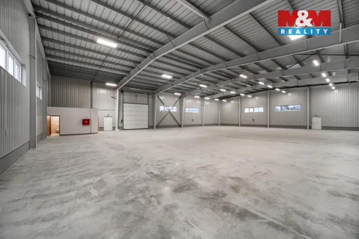 Prodej skladu, Cerekvice nad Loučnou - Pekla, 2380 m2