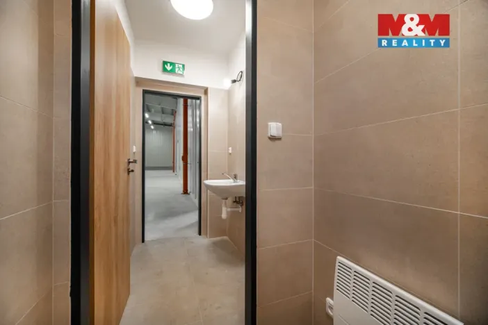 Prodej skladu, Cerekvice nad Loučnou - Pekla, 1582 m2