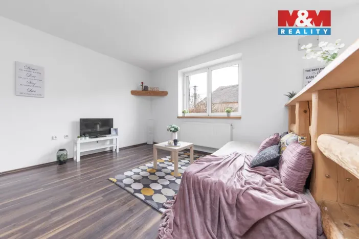 Prodej rodinného domu, Ivaň, 353 m2