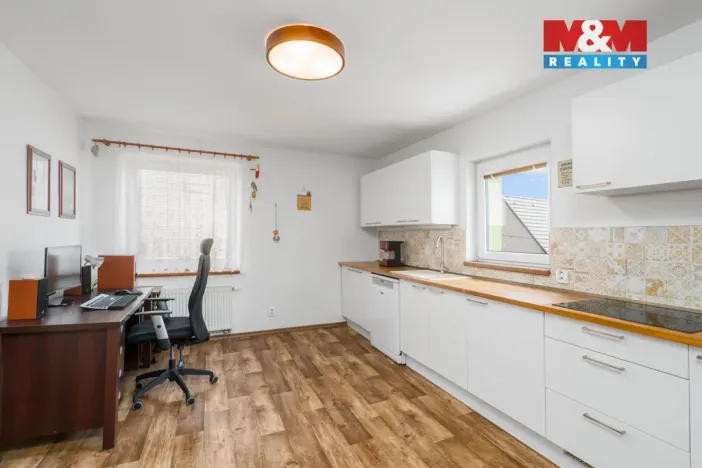 Prodej rodinného domu, Hrob, Horní, 149 m2