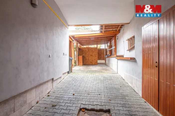 Prodej rodinného domu, Brno - Žebětín, Kohoutovická, 285 m2