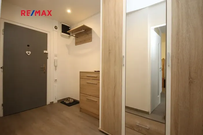 Pronájem bytu 2+kk, Praha - Hlubočepy, Werichova, 45 m2