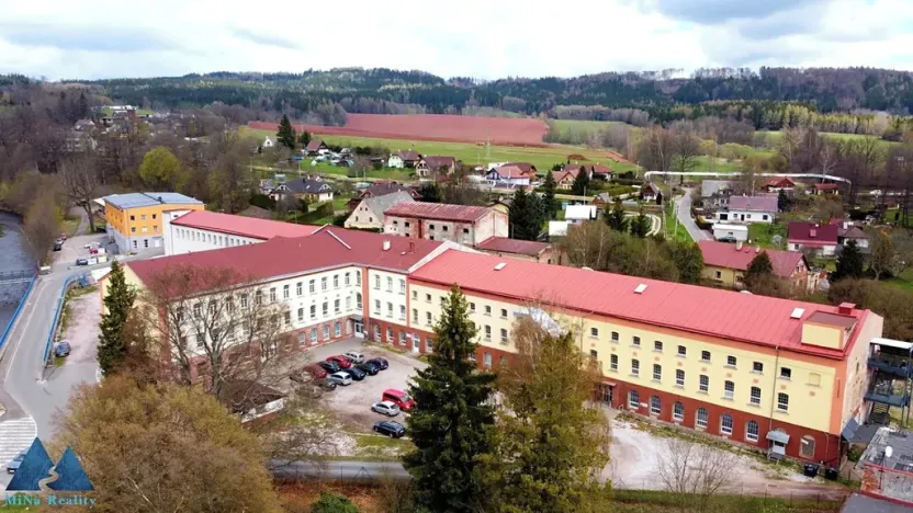 Pronájem skladu, Trutnov, Tovární, 2727 m2