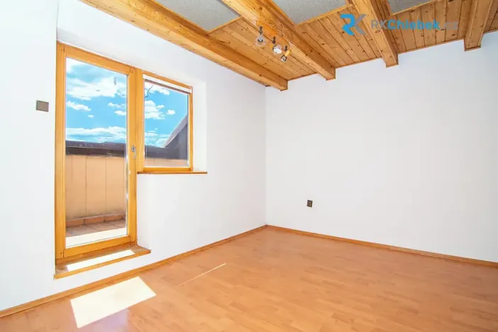 Prodej rodinného domu, Baška, 350 m2
