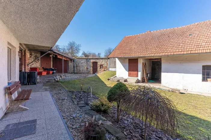 Prodej činžovního domu, Nová Ves, 217 m2