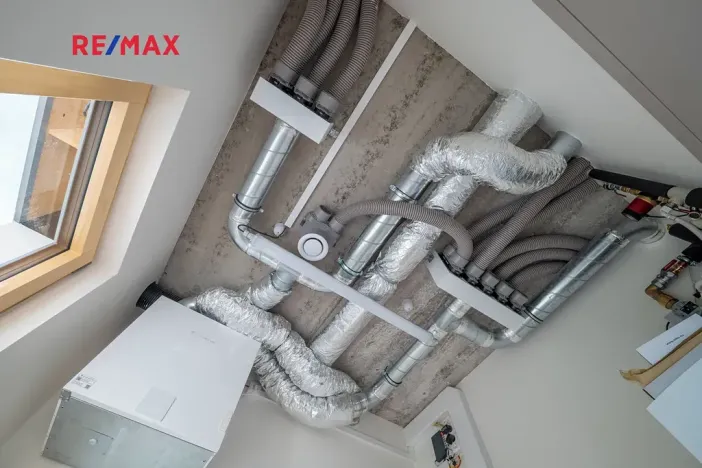 Prodej rodinného domu, Praha - Horní Počernice, Krotitelů, 197 m2