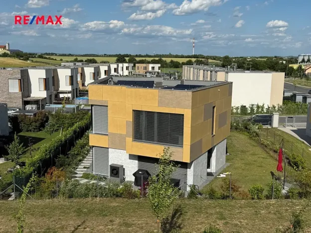 Prodej rodinného domu, Praha - Horní Počernice, Krotitelů, 197 m2