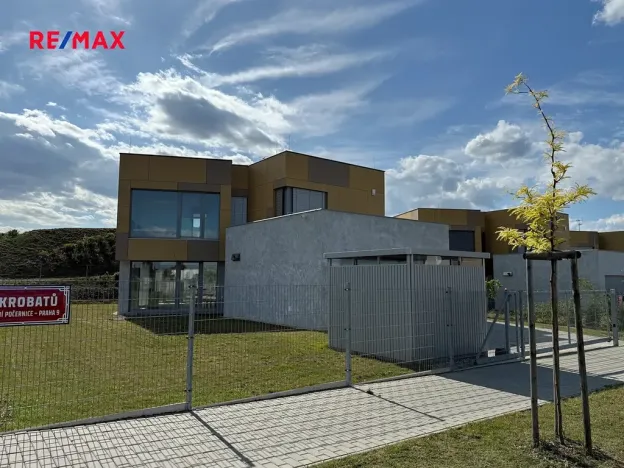 Prodej rodinného domu, Praha - Horní Počernice, Krotitelů, 197 m2