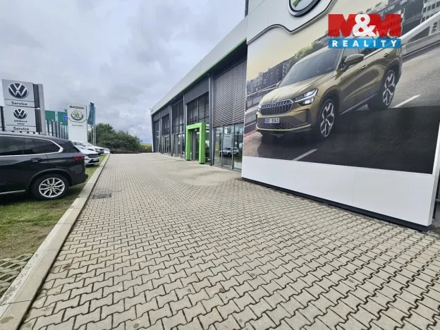 Pronájem kanceláře, Nupaky, Komerční, 200 m2