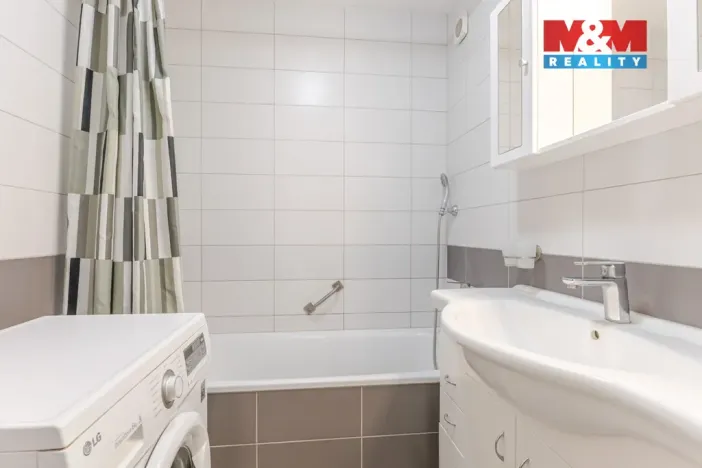 Prodej bytu 4+1, Slaný, Bezručova, 90 m2