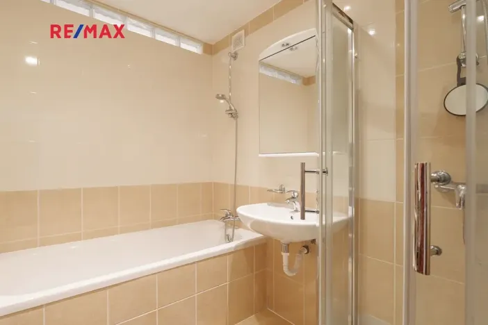 Prodej bytu 4+1, Praha - Podolí, Milevská, 90 m2