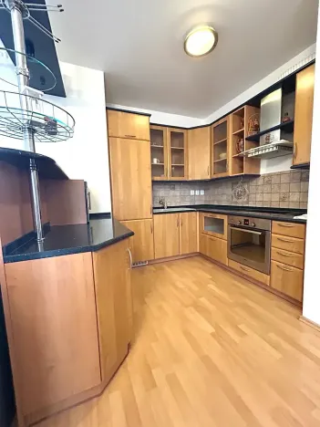Pronájem bytu 3+kk, Praha - Strašnice, Názovská, 91 m2