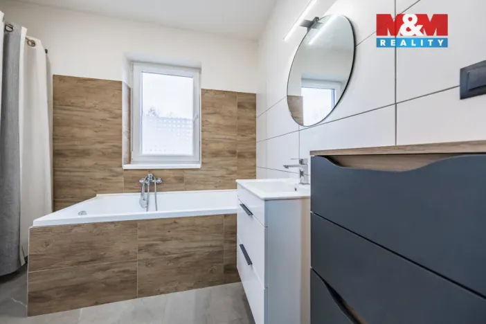 Prodej rodinného domu, Radonice, Růžičkova, 182 m2