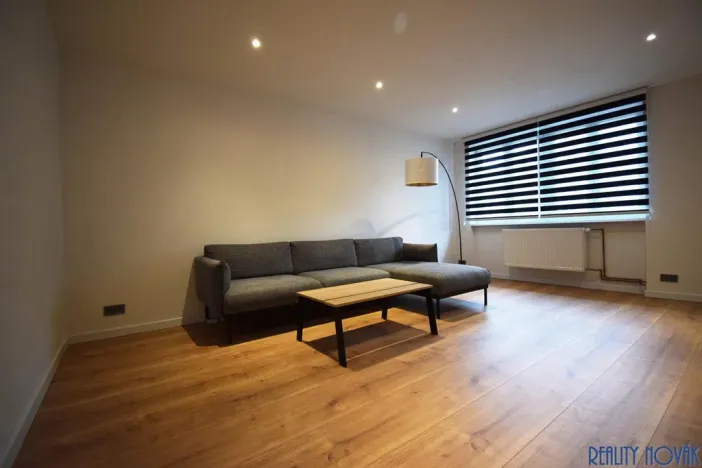 Pronájem bytu 2+1, Praha - Vinohrady, Lužická, 70 m2