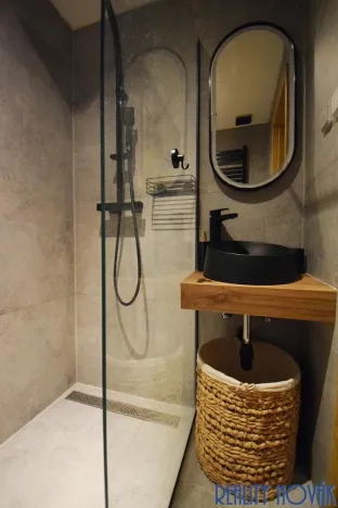 Pronájem bytu 2+1, Praha - Vinohrady, Lužická, 70 m2