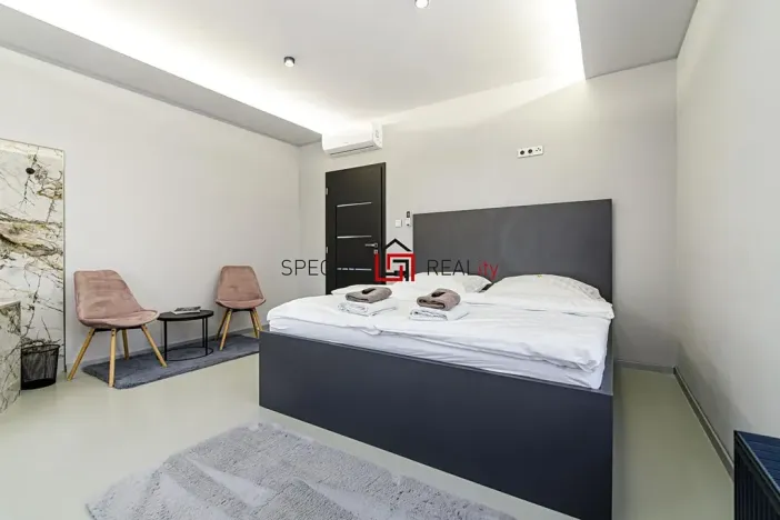 Prodej ubytování, Ostrava, 17. listopadu, 138 m2