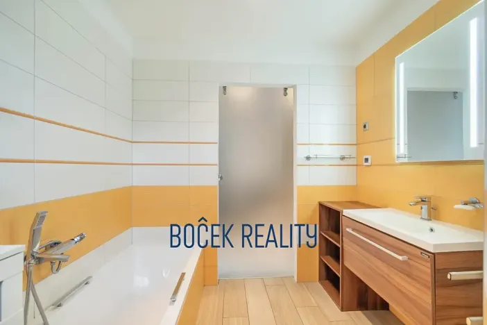 Prodej rodinného domu, Zbiroh, Muchova, 161 m2