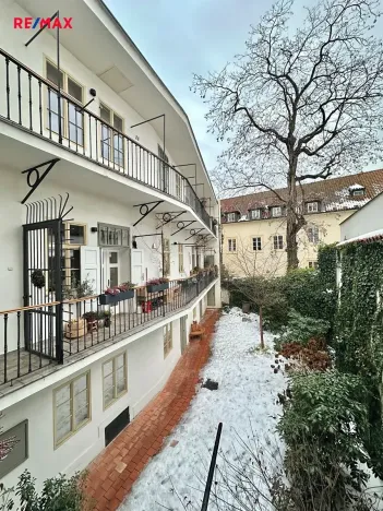 Pronájem bytu 1+1, Praha - Staré Město, Anežská, 39 m2