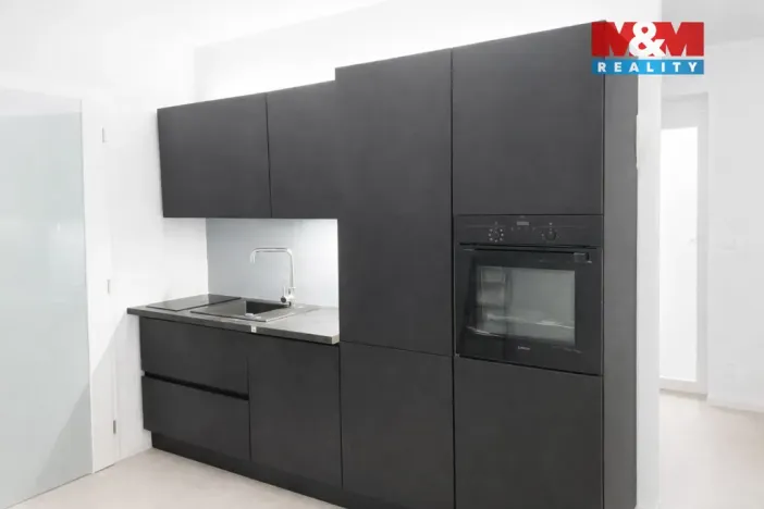 Prodej bytu 1+kk, Praha, Pekařova, 30 m2