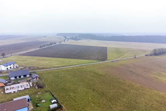 Prodej pozemku pro bydlení, Uhersko, 944 m2