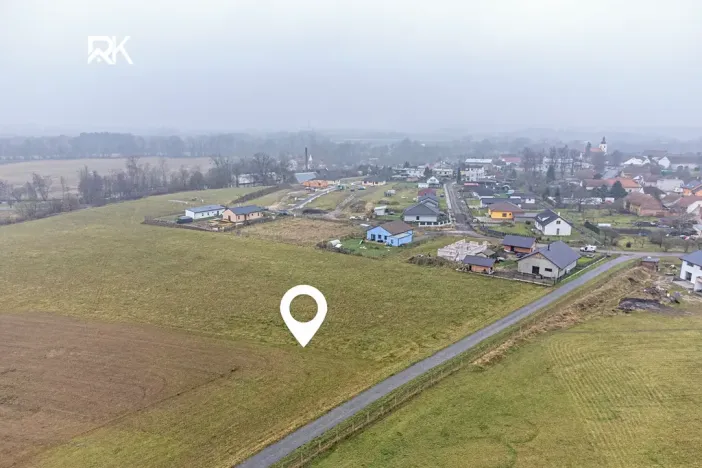 Prodej pozemku pro bydlení, Uhersko, 944 m2