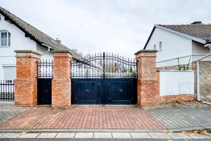 Prodej rodinného domu, Pardubice, Žižkova, 250 m2