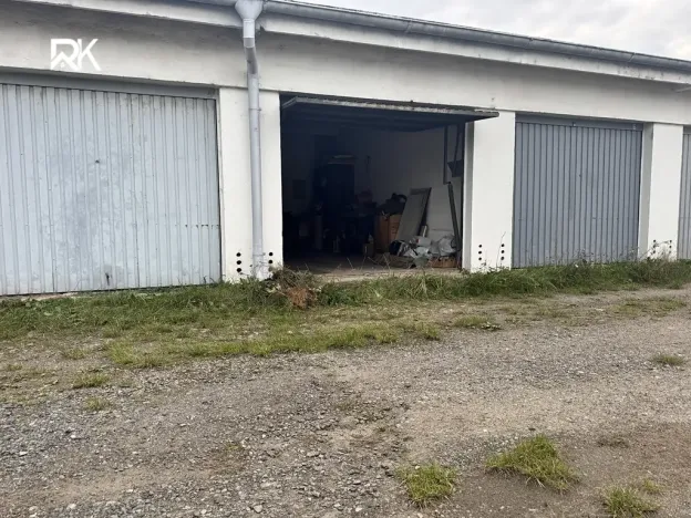 Prodej garáže, Hradec Králové, U Mostku, 19 m2