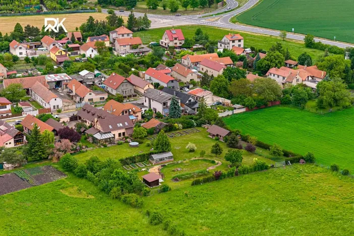 Prodej rodinného domu, Bříství, 375 m2