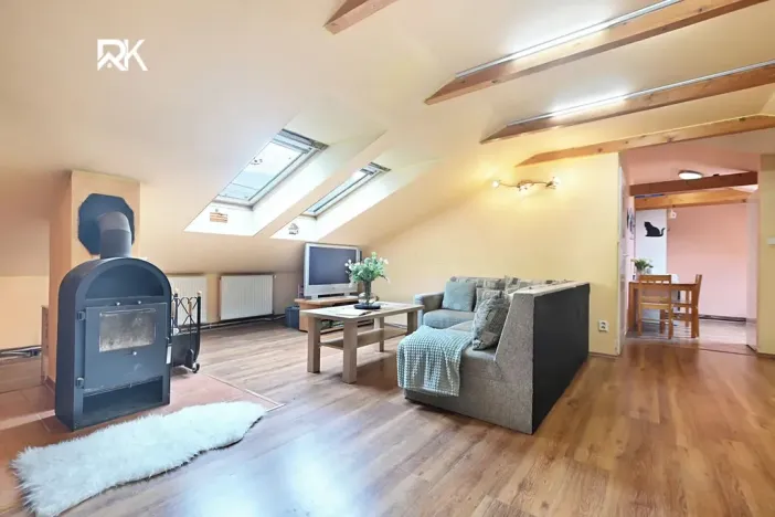 Prodej restaurace, Nová Ves I, Legerovo nám., 470 m2