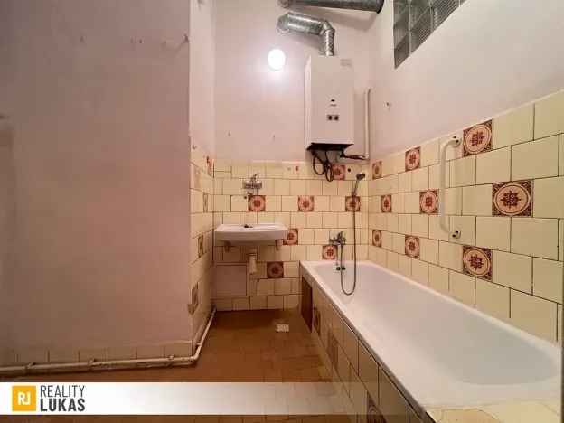 Prodej bytu 2+1, Ostrava, Korunní, 62 m2