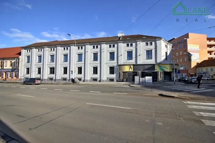 Pronájem atypického bytu, Brno, Koliště, 36 m2