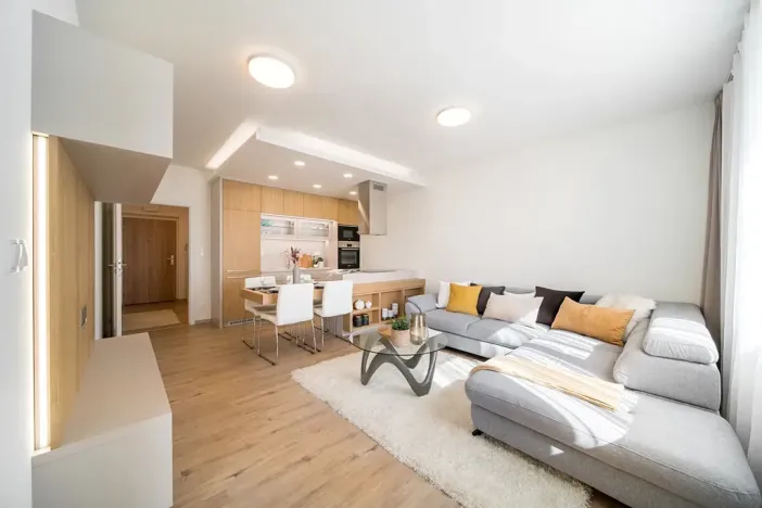 Prodej bytu 3+kk, Holubice, 72 m2