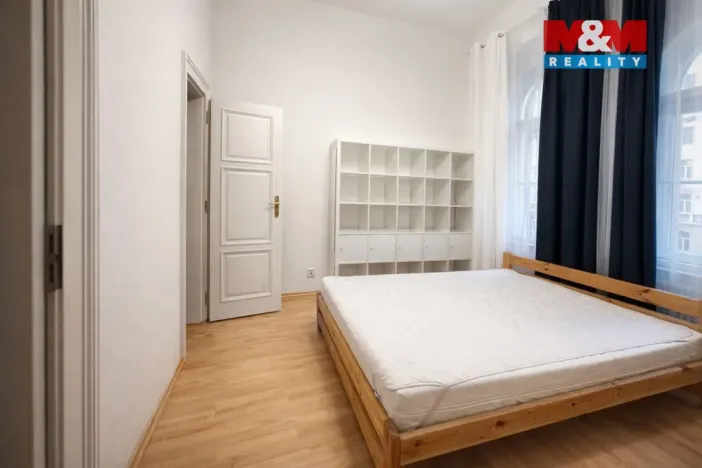 Pronájem bytu 2+1, Praha - Žižkov, Roháčova, 67 m2