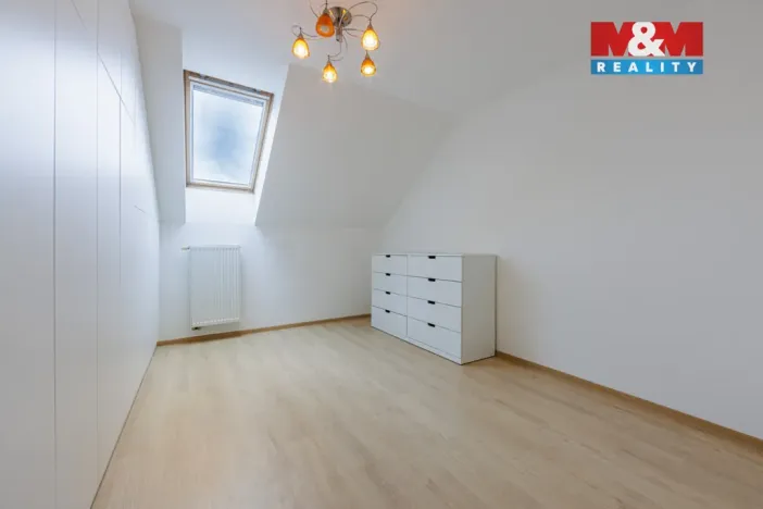 Pronájem bytu 4+kk, Karlovy Vary - Stará Role, Husova, 70 m2