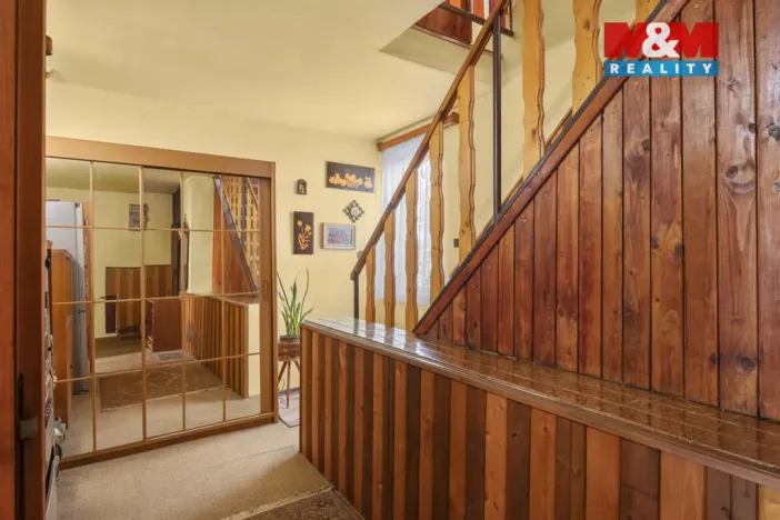 Prodej rodinného domu, Hřebeč, Opletalova, 184 m2