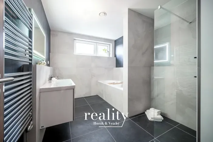 Pronájem bytu 3+kk, Brno, Komárovská, 66 m2