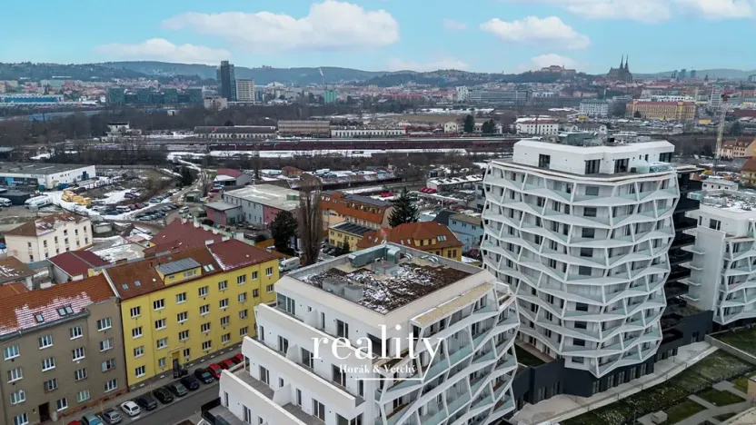 Pronájem bytu 3+kk, Brno, Komárovská, 66 m2